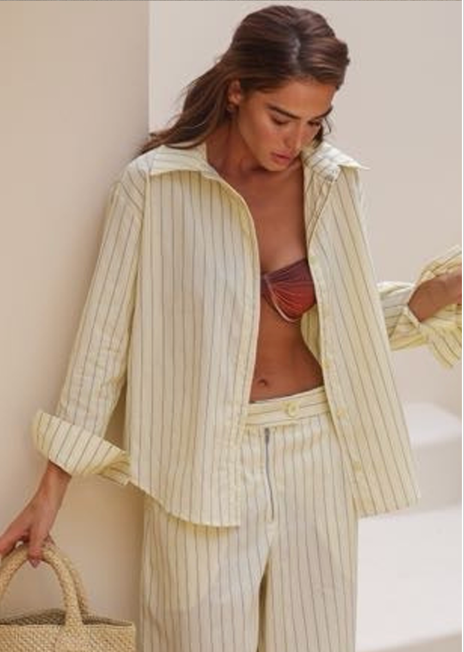 CALÇA FEMININA LISTRADA Manteiga